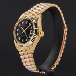 Rolex Lady-Datejust 6917 (1981) - Black dial 26 mm Yellow Gold case (4/8)
