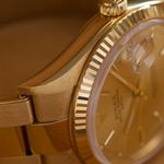 Rolex Oyster Perpetual Date 15238 (2005) - Goud wijzerplaat 34mm Geelgoud (7/8)