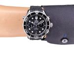 Omega Seamaster Diver 300 M 210.32.44.51.01.001 (2024) - Zwart wijzerplaat 44mm Staal (7/8)