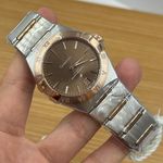 Omega Constellation 131.20.36.20.13.001 (2023) - Brown dial 36 mm Gold/Steel case (8/8)