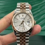 Rolex Datejust 36 126201 (2024) - Grey dial 44 mm Gold/Steel case (6/8)