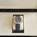 Patek Philippe Aquanaut 5269R-001 (2024) - Blue dial 39 mm Rose Gold case (6/8)