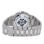 Patek Philippe Nautilus 3700 (1979) - 43mm (2/2)