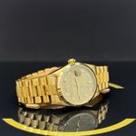 Rolex Day-Date 36 18038 (1987) - Beige dial 36 mm Yellow Gold case (5/7)