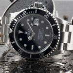 Rolex Submariner Date 16610 (2000) - Black dial 40 mm Steel case (2/8)