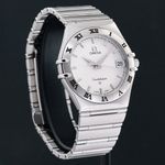 Omega Constellation 1512.30 (1998) - Silver dial 33 mm Steel case (4/7)