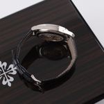 Patek Philippe Annual Calendar 5396G-017 (2025) - Blauw wijzerplaat 39mm Witgoud (7/8)