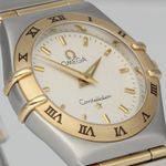 Omega Constellation Quartz 1272.30.00 (1999) - White dial 36 mm Gold/Steel case (4/8)