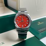 Rolex Oyster Perpetual 36 126000 (2023) - Rood wijzerplaat 36mm Staal (2/5)