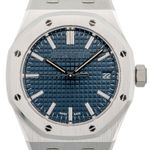 Audemars Piguet Royal Oak Selfwinding 15550ST.OO.1356ST.06 (2024) - Blue dial 37 mm Steel case (2/6)