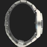 Girard-Perregaux Laureato 81020-11-431-11A (2026) - Blue dial 43 mm Steel case (5/8)