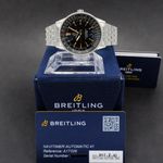 Breitling Navitimer A17326 (2023) - Black dial 41 mm Steel case (3/8)