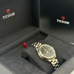 Tudor Style 12503-0006 - (3/8)