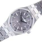 Audemars Piguet Royal Oak Selfwinding 15450ST (2021) - Grey dial 37 mm Steel case (1/8)