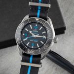 Omega Seamaster Planet Ocean 215.92.46.21.01.001 (Unknown (random serial)) - Black dial 46 mm Titanium case (3/8)