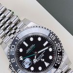 Rolex GMT-Master II 126710GRNR (2025) - Black dial 40 mm Steel case (4/8)