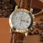 Girard-Perregaux Unknown 1010 (Unknown (random serial)) - White dial 39 mm Yellow Gold case (1/8)