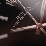 Rolex Oyster Perpetual 39 114300 (2018) - Black dial 39 mm Steel case (3/6)