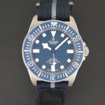 Tudor Pelagos 25707B/22 (2023) - Blue dial 42 mm Titanium case (3/6)