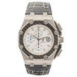 Audemars Piguet Royal Oak Offshore 26030IO.OO.D001IN.01 (2005) - Silver dial 54 mm Titanium case (2/7)