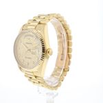Rolex Day-Date 36 18238 (1990) - 36 mm Yellow Gold case (2/6)