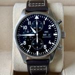 IWC Pilot Chronograph IW377709 (2018) - Black dial 43 mm Steel case (2/7)