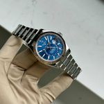 Rolex Sky-Dweller 326934 (Unknown (random serial)) - Blue dial 42 mm Steel case (3/8)