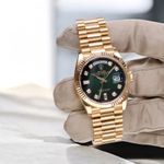 Rolex Day-Date 36 128238 (2022) - Orange dial 36 mm Yellow Gold case (7/7)