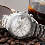 Omega Speedmaster Date 3211.30.00 (Onbekend (willekeurig serienummer)) - Zilver wijzerplaat 40mm Staal (2/8)