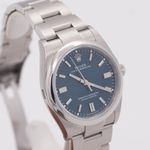 Rolex Oyster Perpetual 36 126000 (2025) - Blue dial 36 mm Steel case (3/8)