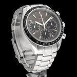 Omega Speedmaster Date 323.30.40.40.06.001 (2019) - Grey dial 40 mm Steel case (4/8)