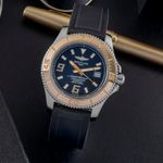 Breitling Superocean 44 C1739112/BA77 (Onbekend (willekeurig serienummer)) - Zwart wijzerplaat 44mm Goud/Staal (1/8)