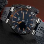 Oris Aquis Date 01 733 7653 4259-07 4 26 34GEB (Unknown (random serial)) - Black dial 43 mm Steel case (2/8)