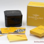 Breitling Navitimer A23322 (Onbekend (willekeurig serienummer)) - Zwart wijzerplaat 42mm Staal (8/8)