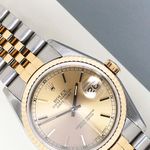 Rolex Datejust 36 16233 (1995) - Champagne wijzerplaat 36mm Goud/Staal (3/8)