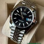 Rolex Datejust 41 126300 (2025) - Zwart wijzerplaat 41mm Staal (3/7)