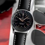 Breitling Navitimer A17326 (2021) - Zwart wijzerplaat 41mm Staal (3/8)