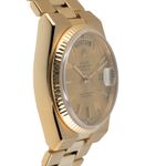 Rolex Day-Date Oysterquartz 19018 (1982) - 36 mm Yellow Gold case (7/8)