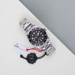 Tudor Black Bay 79230N (2019) - Black dial 41 mm Steel case (2/8)