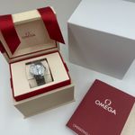 Omega Constellation 131.10.29.20.55.001 (2024) - White dial 29 mm Steel case (2/8)