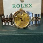 Rolex Datejust 31 68273 (1989) - Champagne wijzerplaat 31mm Goud/Staal (3/8)