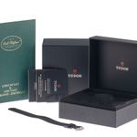 Tudor Pelagos 25717N (2026) - Black dial 42 mm Titanium case (2/7)