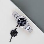 Rolex Explorer 124270 (2024) - Black dial 36 mm Steel case (2/8)