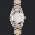 Rolex Lady-Datejust 69179 (1988) - Champagne wijzerplaat 26mm Witgoud (7/8)