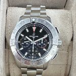 Breitling Avenger AB0147101B1A1 (2024) - Zwart wijzerplaat 44mm Staal (3/6)