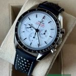 Omega Speedmaster Professional Moonwatch 310.32.42.50.04.002 (2025) - Wit wijzerplaat 42mm Staal (3/7)