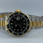 Rolex Submariner Date - (Unknown (random serial)) - Black dial 40 mm Gold/Steel case (1/8)