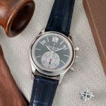 Patek Philippe Annual Calendar Chronograph 5960P (2008) - 40 mm Platinum case (1/8)