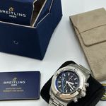 Breitling Avenger A13375101B1A1 (2023) - Zwart wijzerplaat 48mm Staal (2/8)