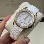 Patek Philippe Aquanaut 5269/200R-001 (2023) - White dial 39 mm Rose Gold case (4/8)